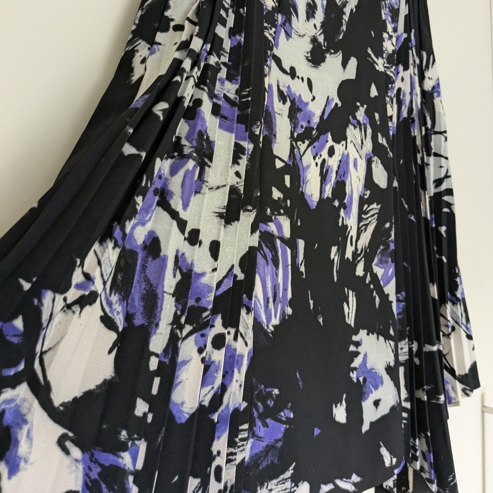 EUC Simply Vera Black Purple Pleated Sleeveless Dress, WS - Picture 5 of 7